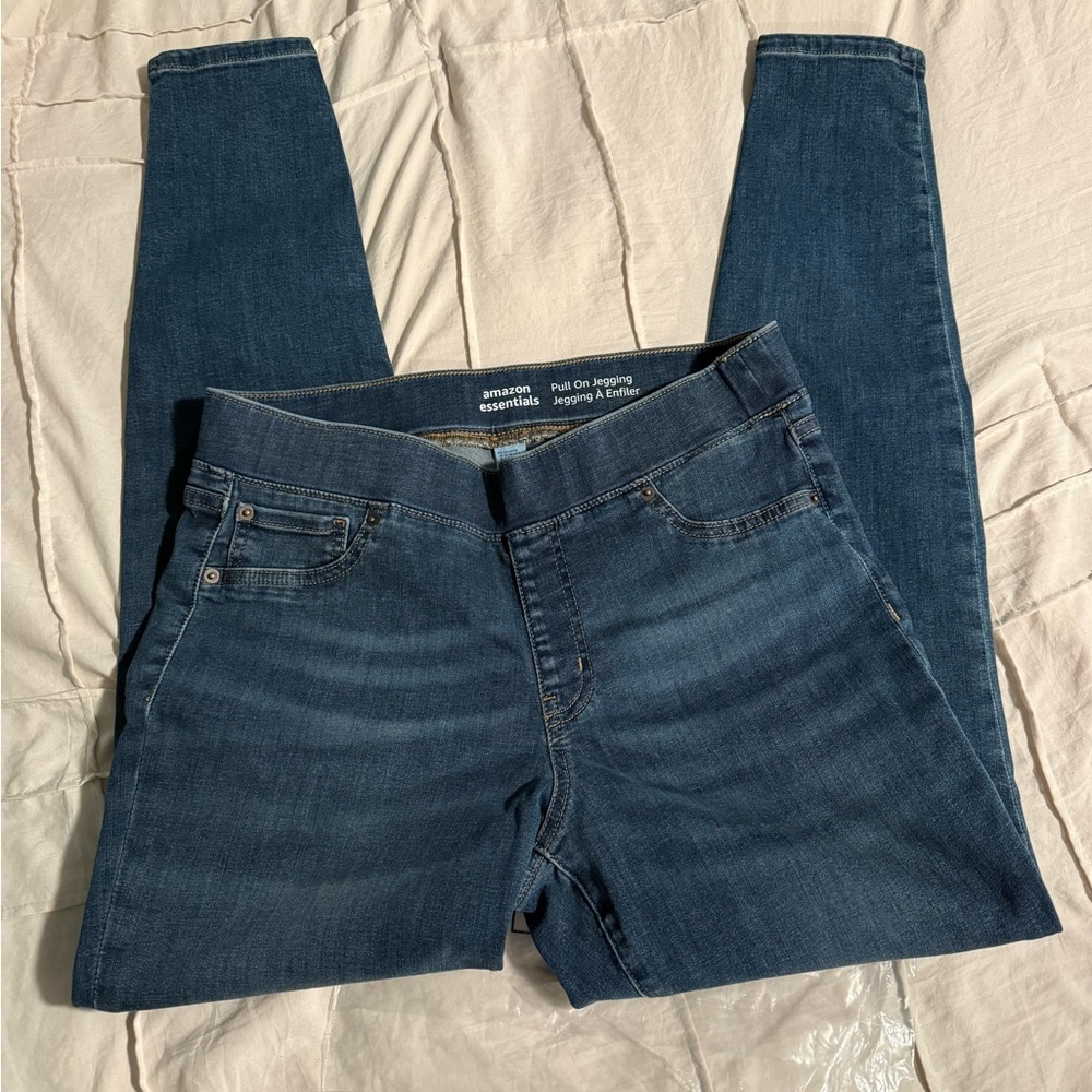 10 Items for $20: Amazon Essentials Women's Dark Blue Jeggings